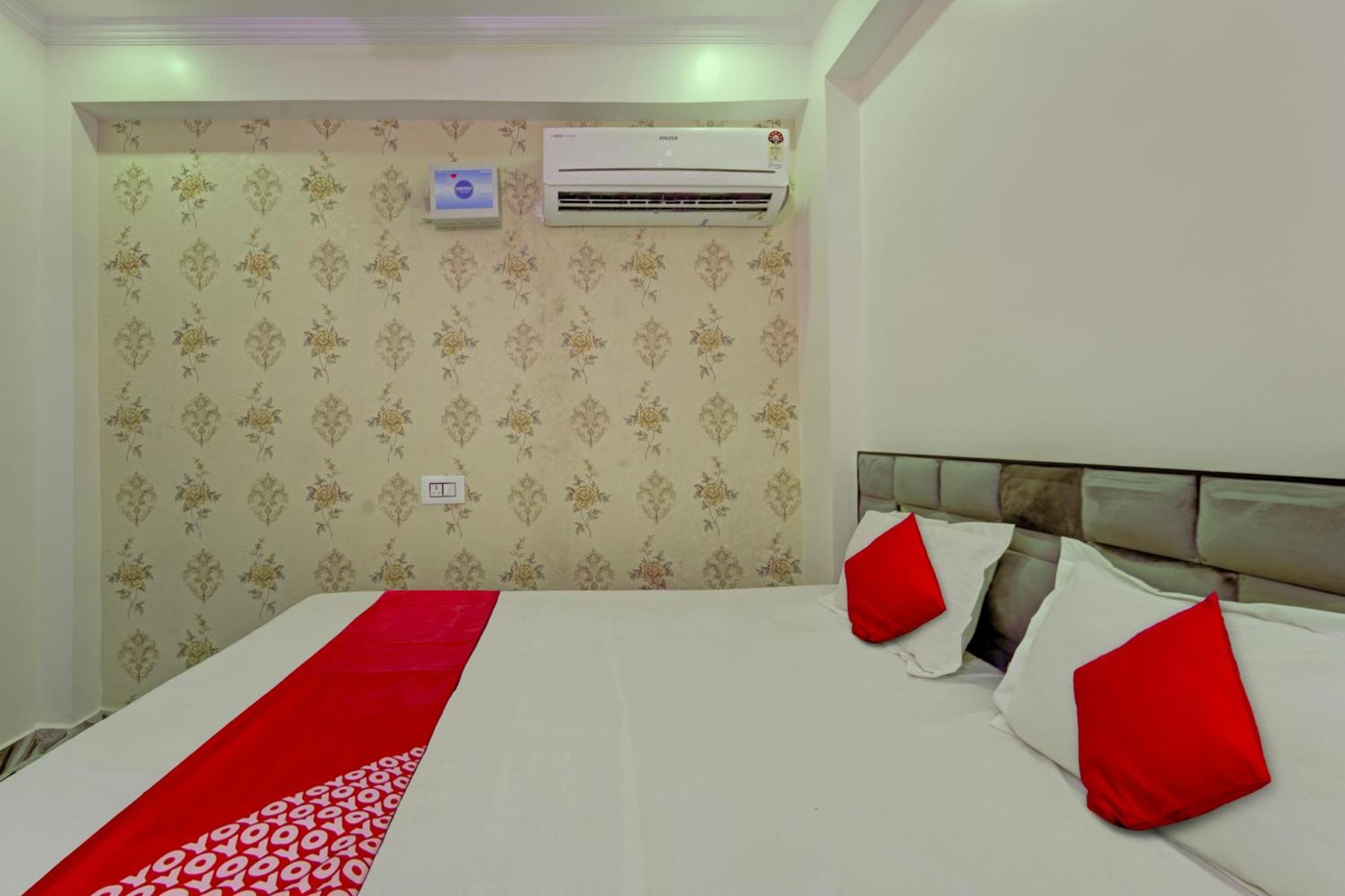 פאטנה Super Hotel O M. S. Inn מראה חיצוני תמונה